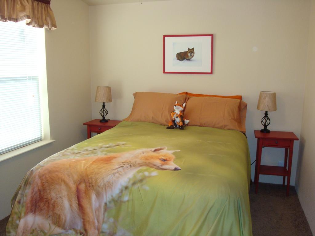 Yellowstone Wildlife Cabins เวสต์เยลโลว์สโตน ภายนอก รูปภาพ